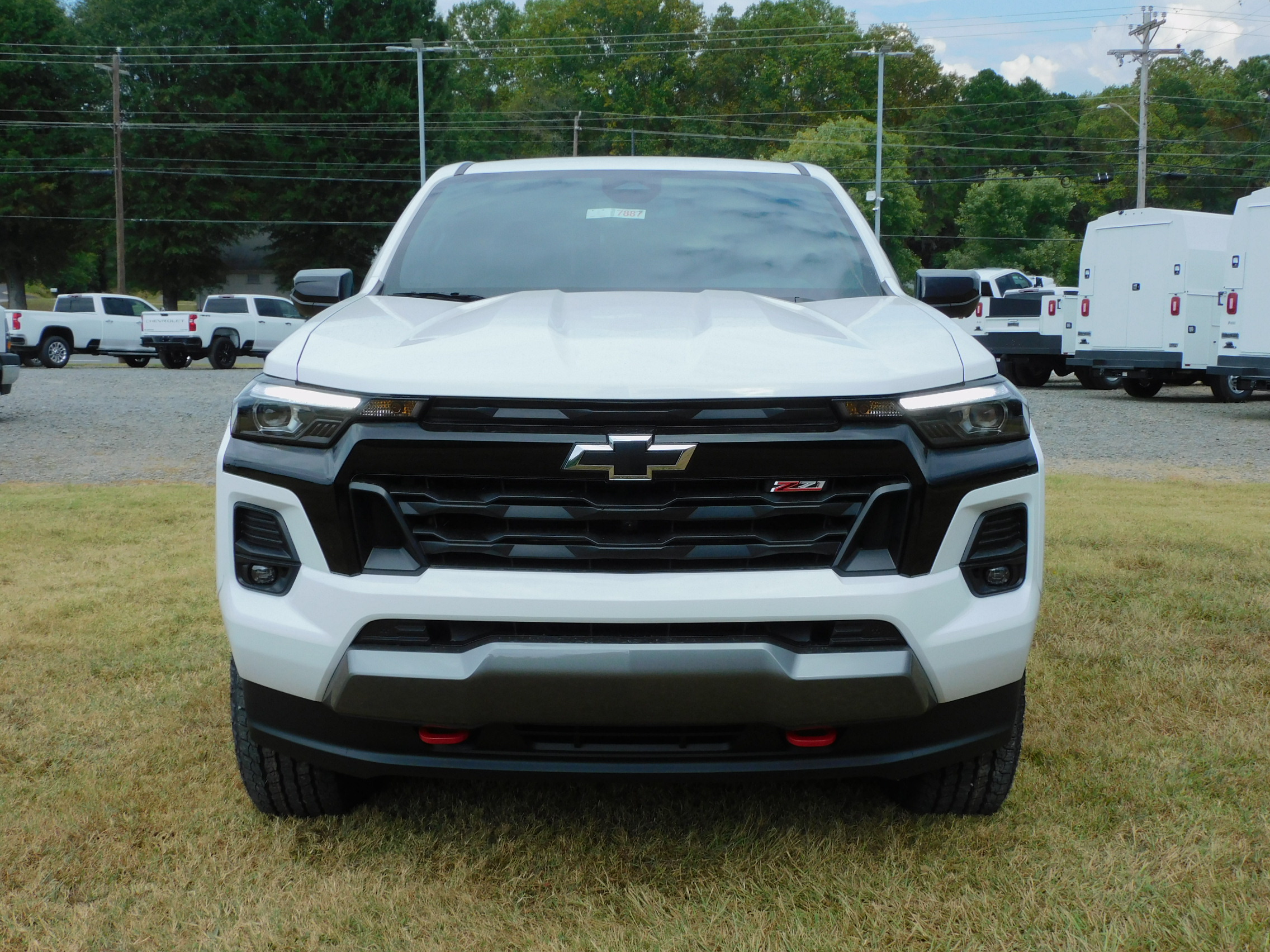 2026 Chevrolet Colorado Z71 photo 3