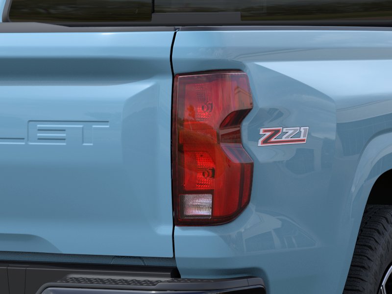 New 2026 Snowdrift Metallic Chevrolet Z71 image 11