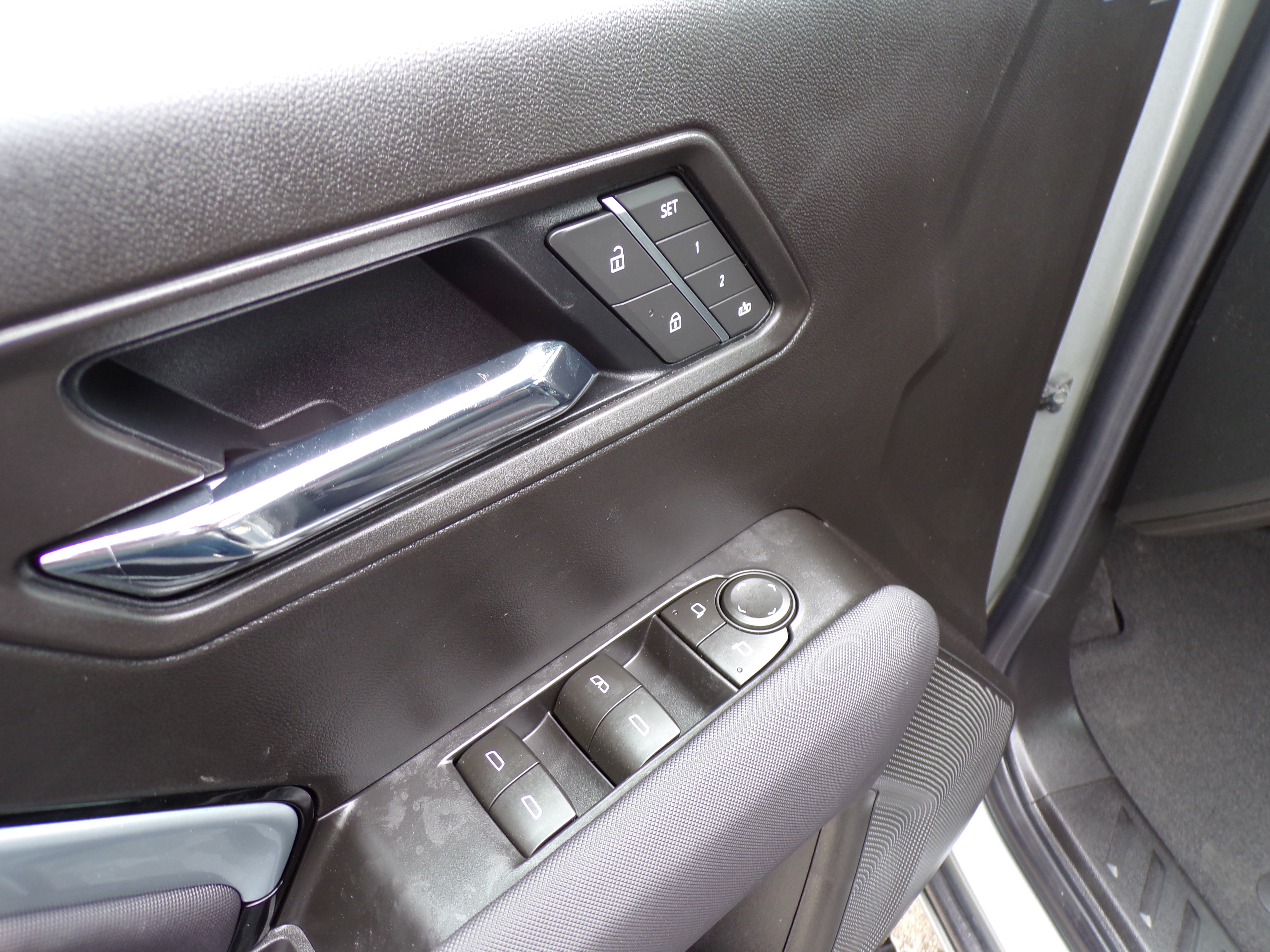 2026 Chevrolet Colorado Z71 - Photo 15