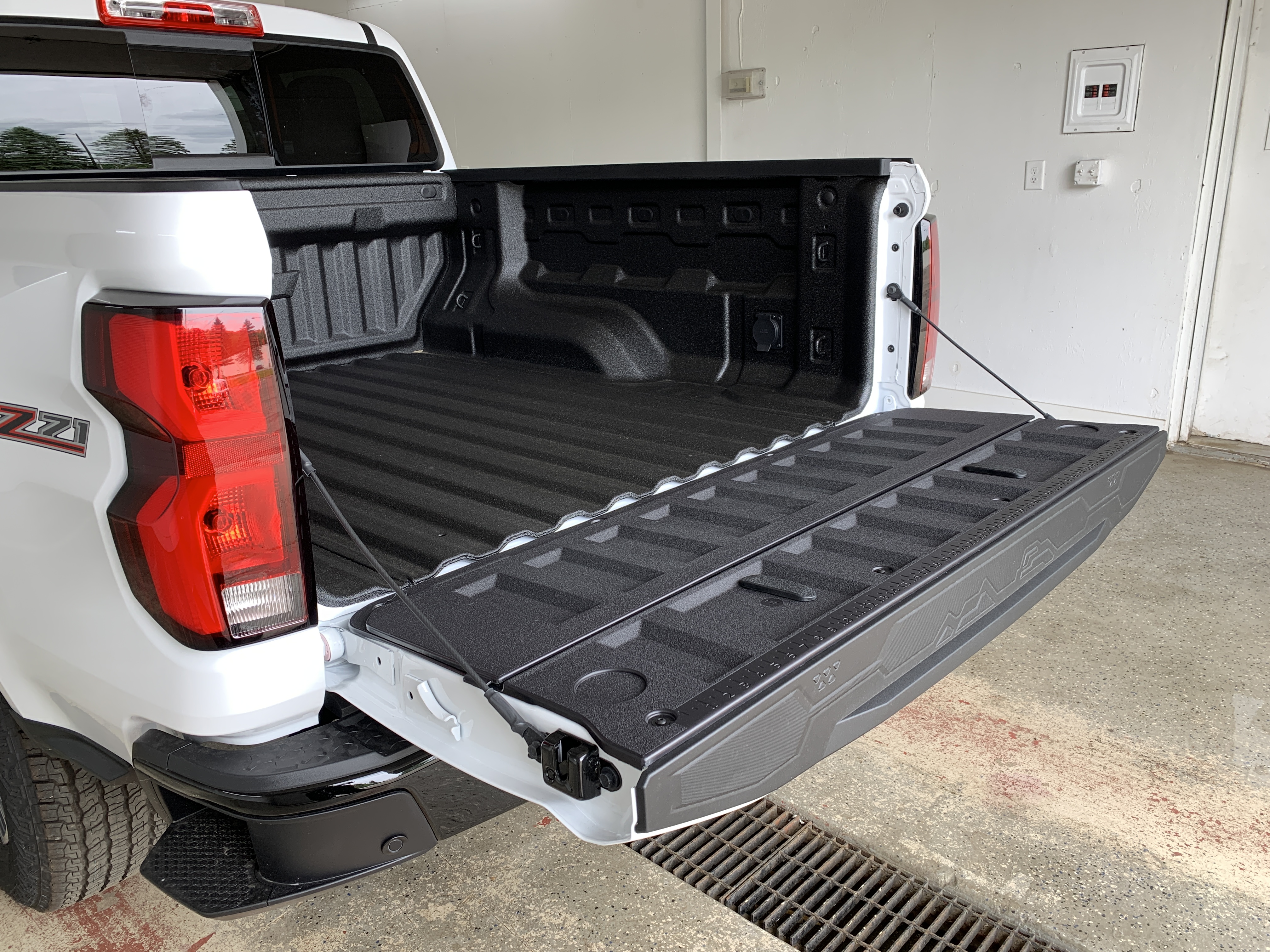 2025 Chevrolet Colorado Z71 - Photo 8