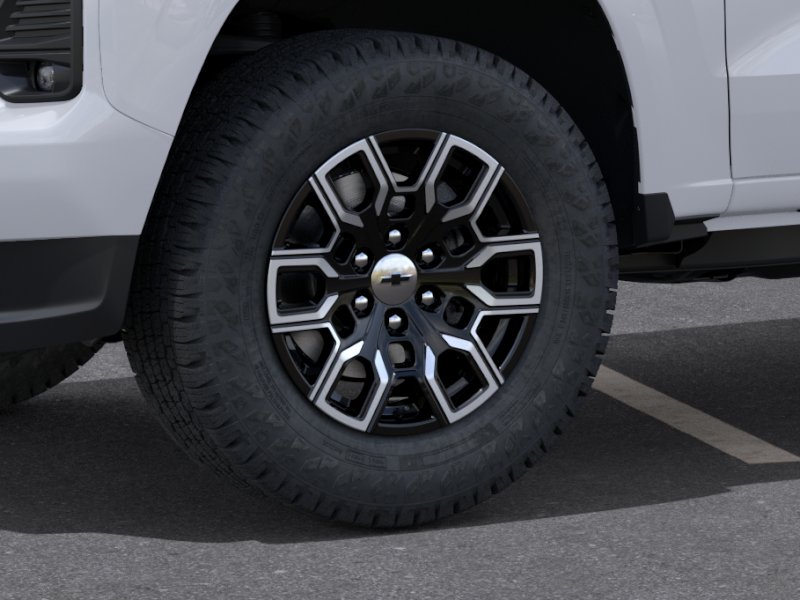 New 2026 Summit White Chevrolet Z71 image 9