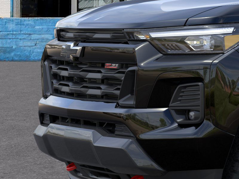 2025 Chevrolet Colorado Z71 photo 13