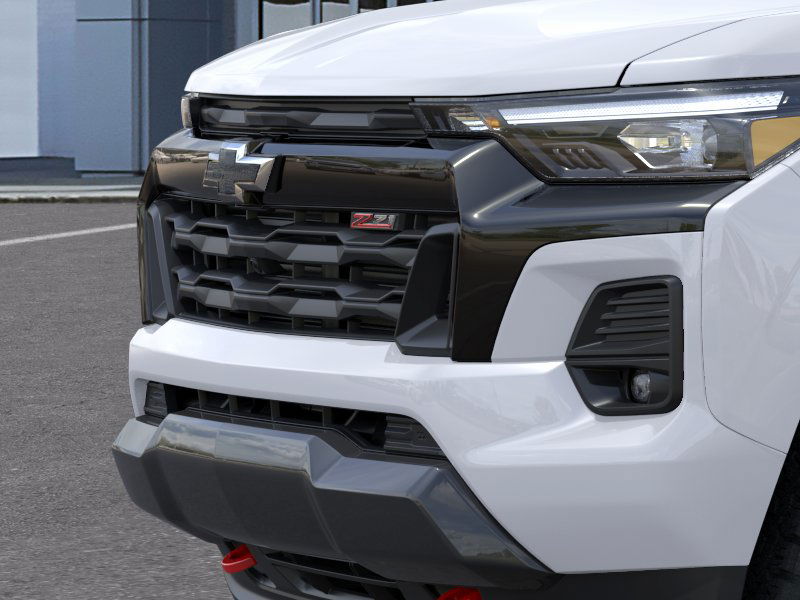 2025 Chevrolet Colorado Z71 photo 13