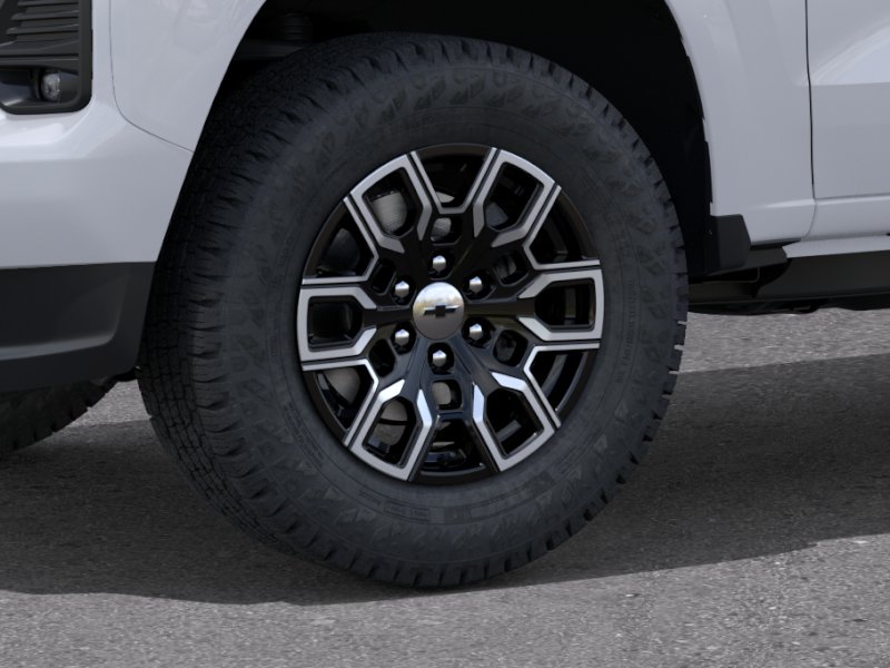 New 2026 Summit White Chevrolet Z71 image 9