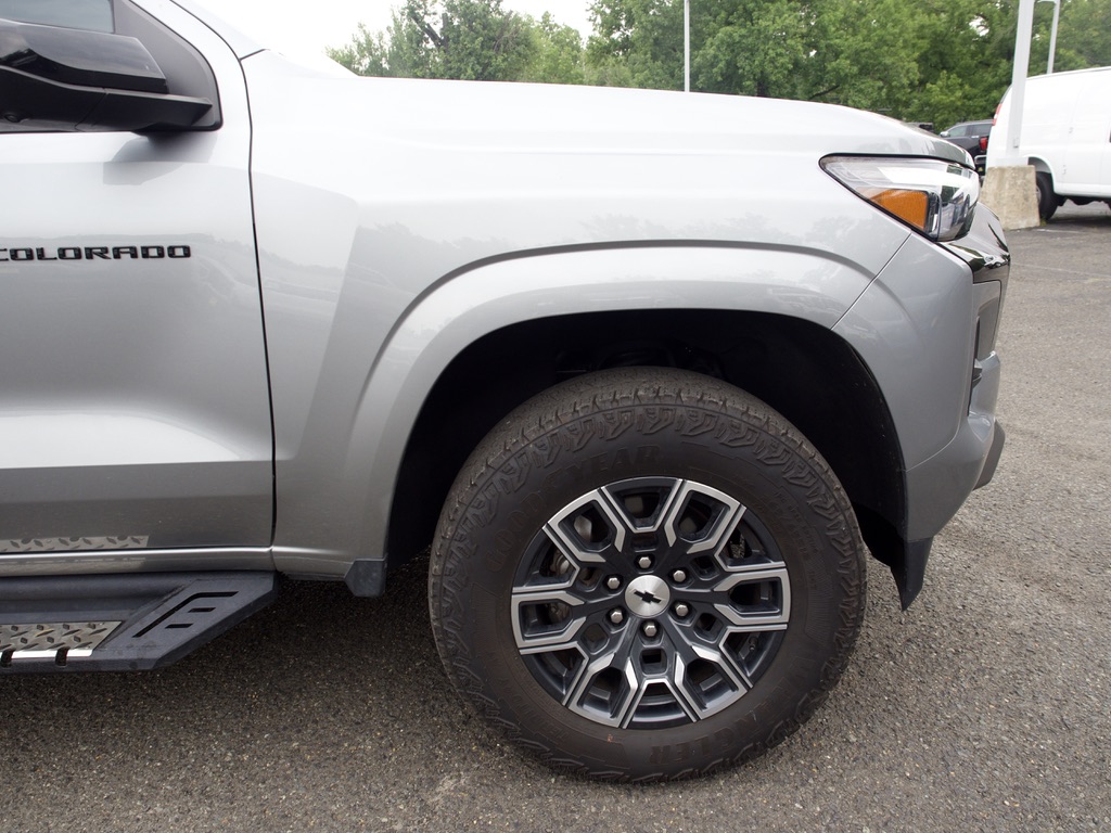 2024 Chevrolet Colorado Z71 - Photo 12