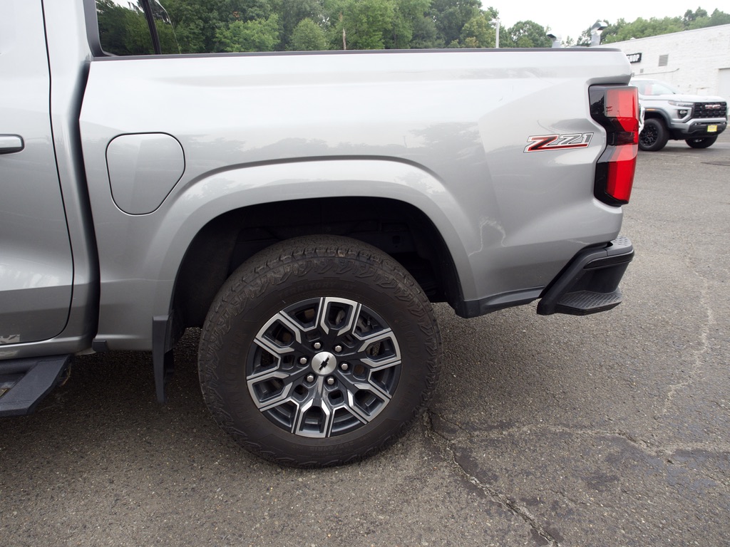 2024 Chevrolet Colorado Z71 - Photo 11