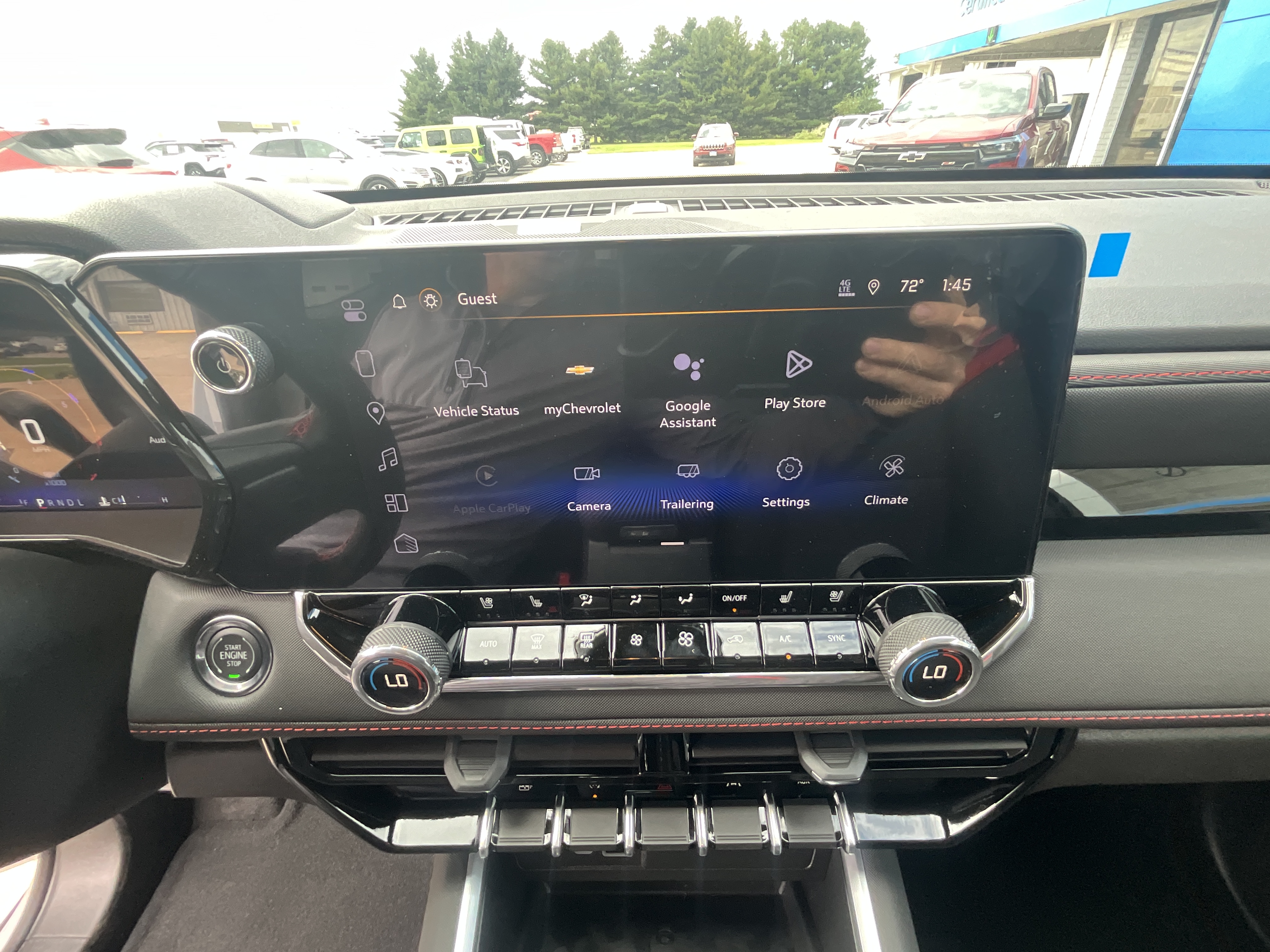 2026 Chevrolet Colorado Z71 - Photo 12