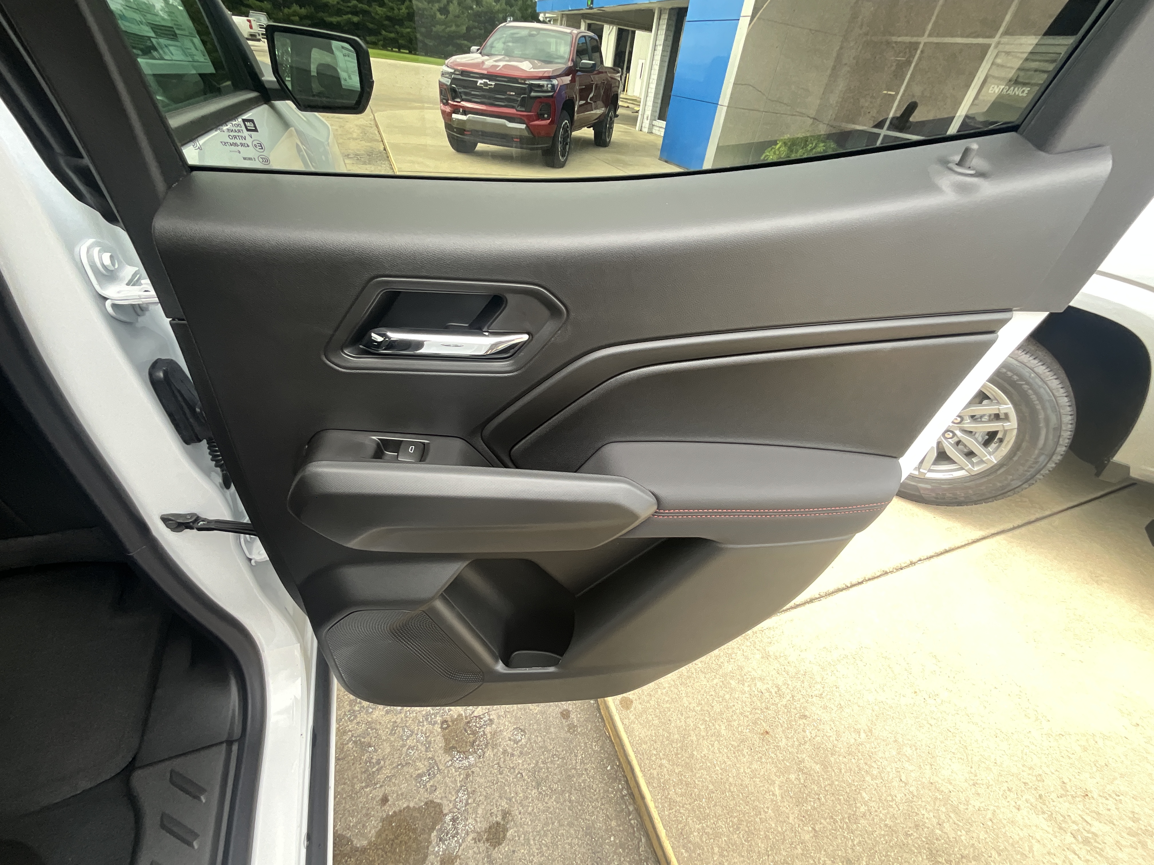 2026 Chevrolet Colorado Z71 - Photo 19