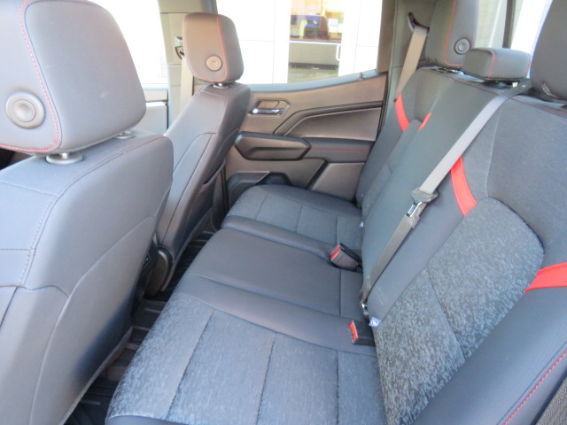 2024 Chevrolet Colorado Z71 - Photo 12