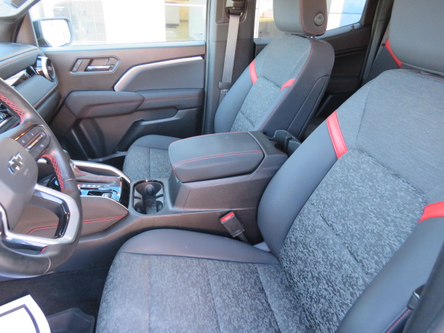 2024 Chevrolet Colorado Z71 - Photo 11