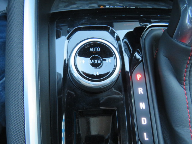 2024 Chevrolet Colorado Z71 - Photo 9