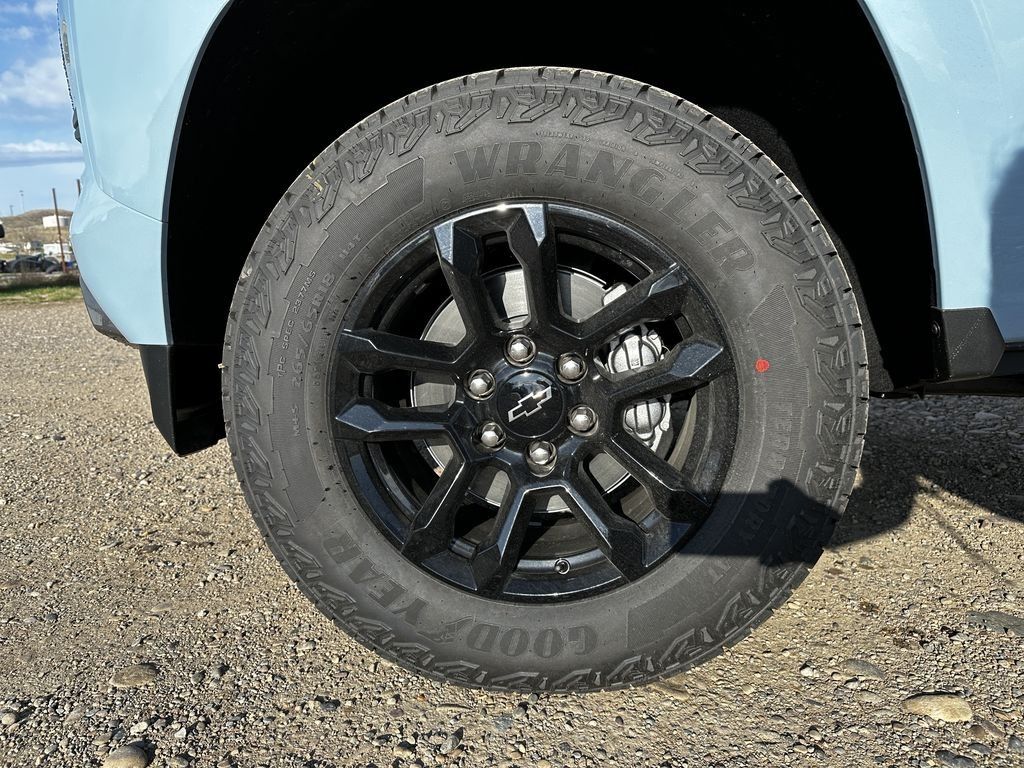 2025 Chevrolet Colorado Z71 photo 23