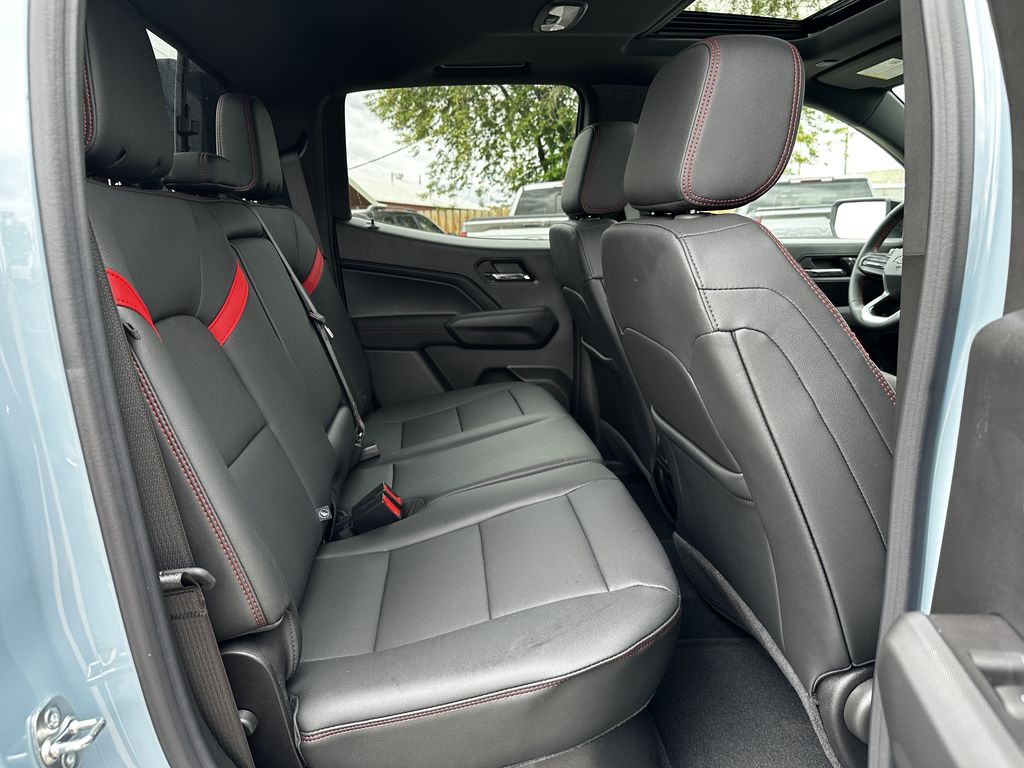 2025 Chevrolet Colorado Z71 photo 21
