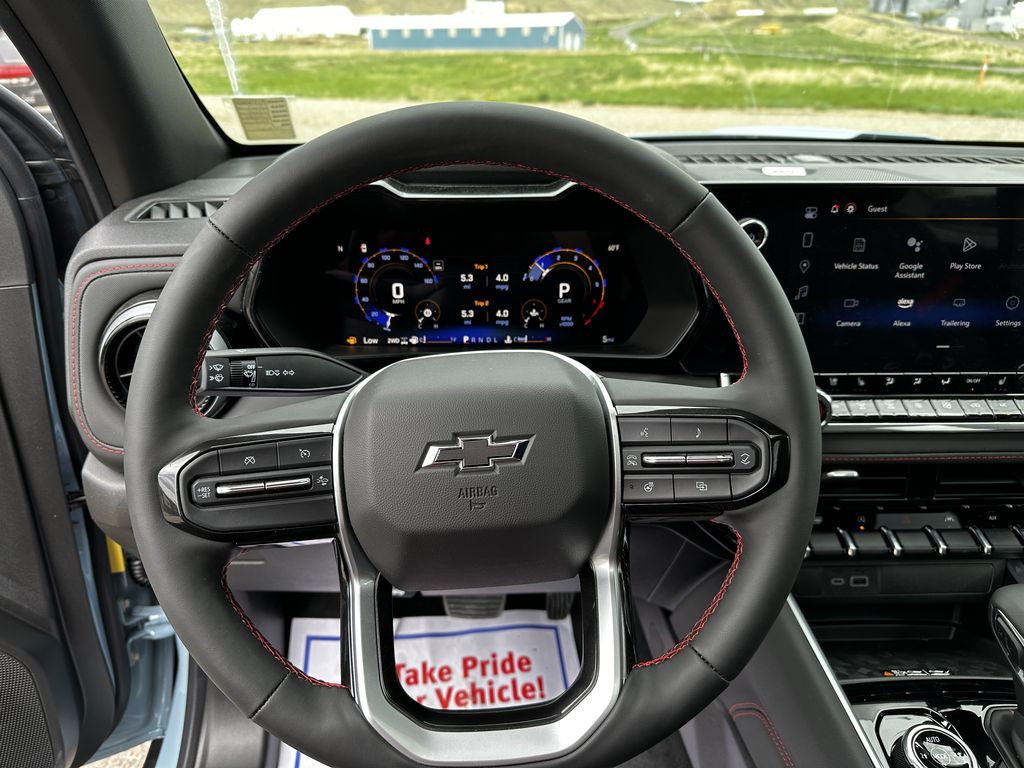 2025 Chevrolet Colorado Z71 photo 8
