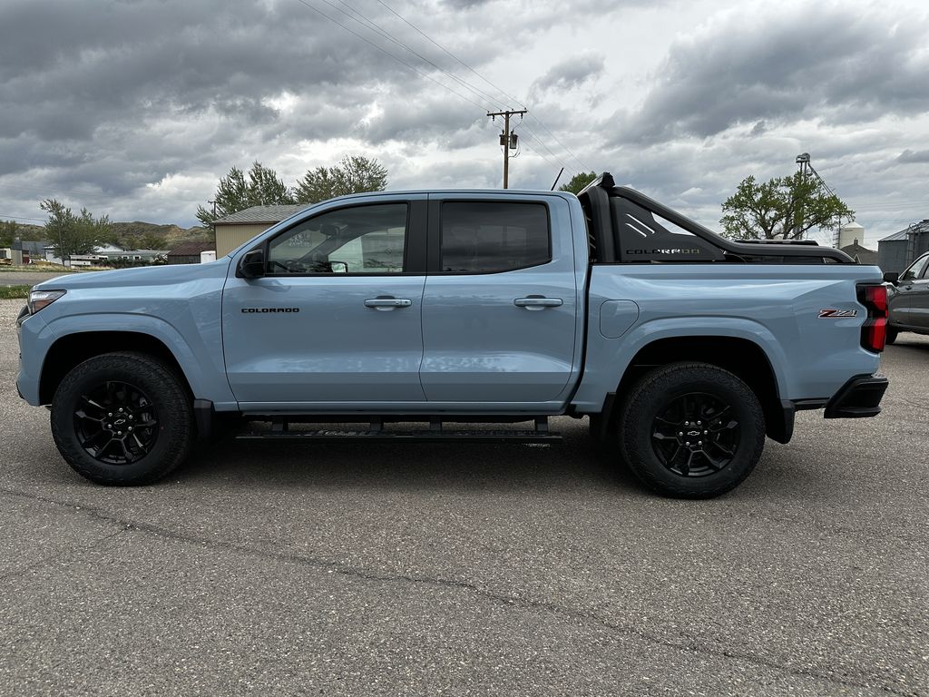 2025 Chevrolet Colorado Z71 photo 4