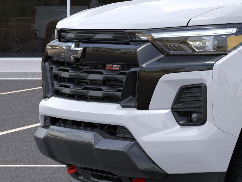 2025 Chevrolet Colorado Z71 photo 13