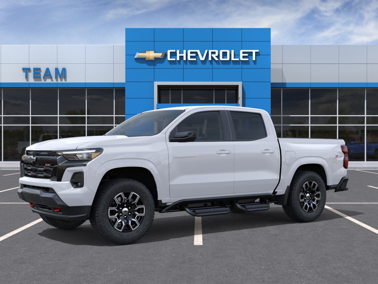 New 2026 Summit White Chevrolet Z71 image 38