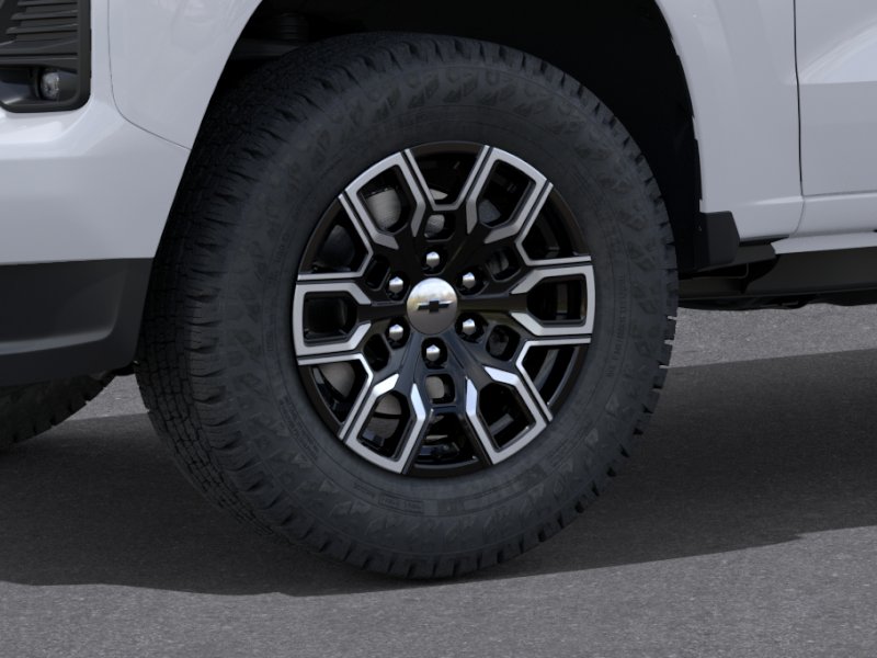 New 2026 Summit White Chevrolet Z71 image 35