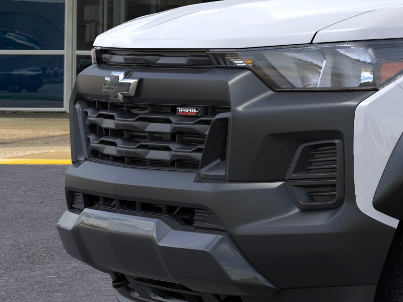 New 2026 Summit White Chevrolet Trail Boss image 37