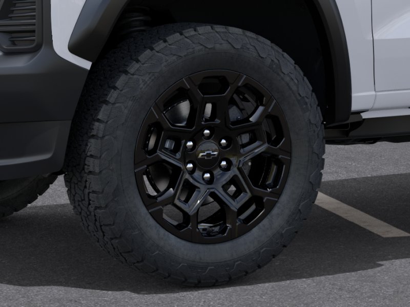 New 2026 Summit White Chevrolet Trail Boss image 32