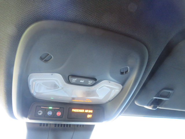 Used 2024 Summit White Chevrolet Trail Boss image 10