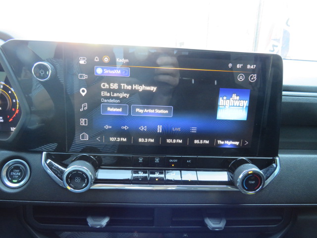 Used 2024 Summit White Chevrolet Trail Boss image 5