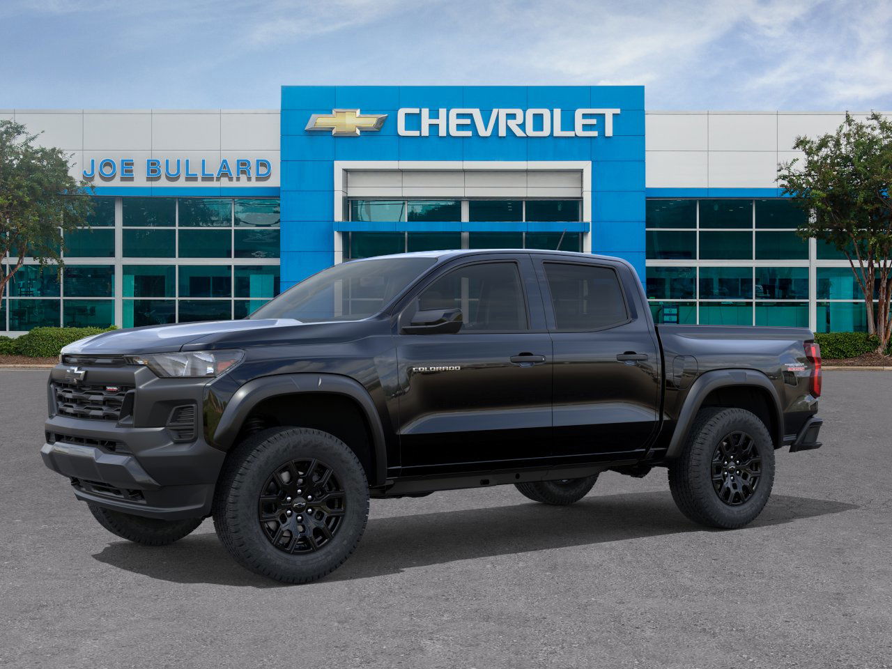 2026 Chevrolet Colorado Trail Boss photo 2