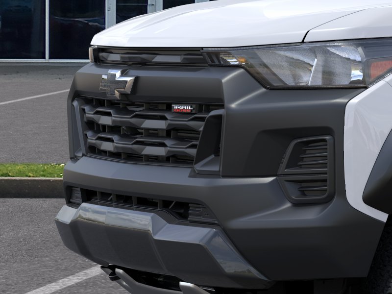 New 2026 Summit White Chevrolet Trail Boss image 39