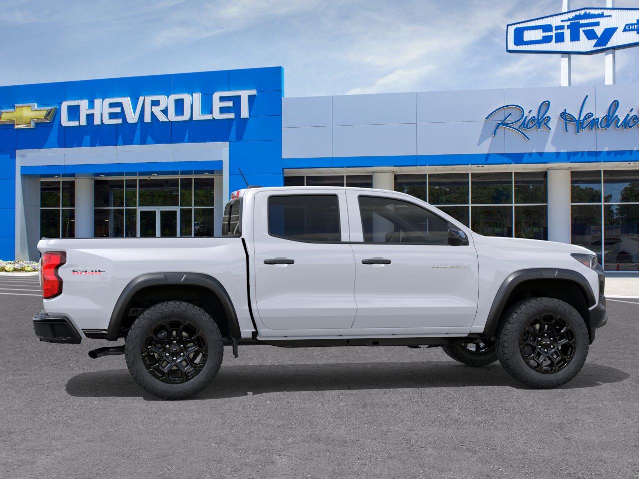 New 2026 Summit White Chevrolet Trail Boss image 28