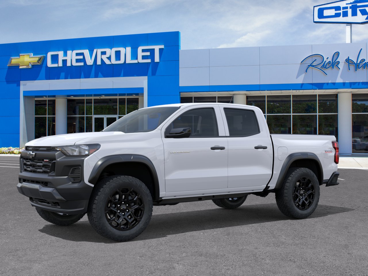 New 2026 Summit White Chevrolet Trail Boss image 25