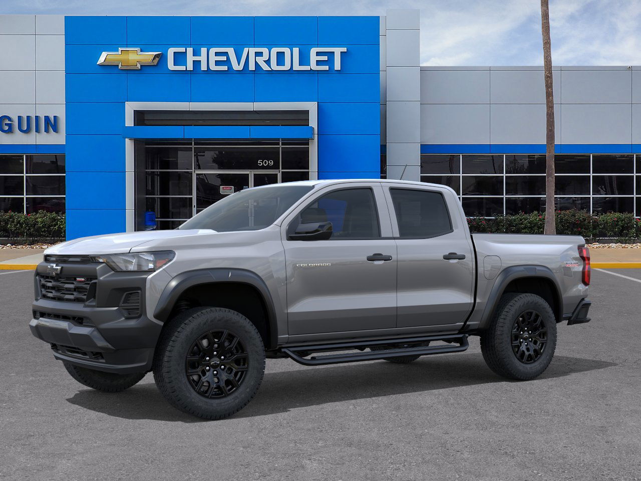 2026 Chevrolet Colorado Trail Boss photo 2