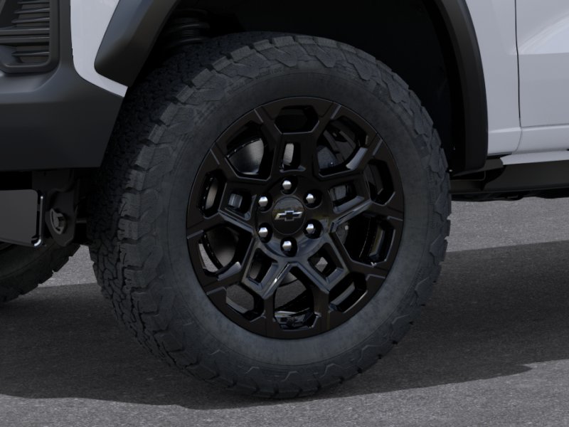 New 2026 Summit White Chevrolet Trail Boss image 33