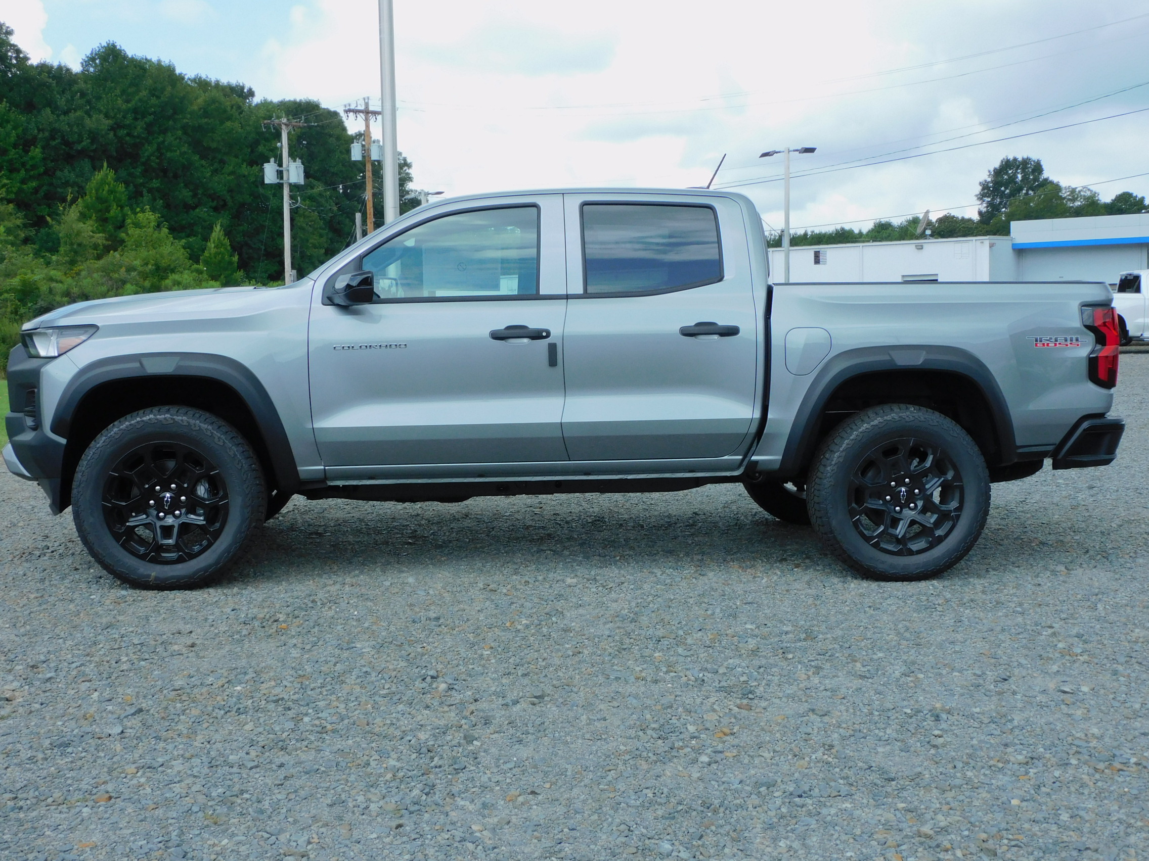 2026 Chevrolet Colorado Trail Boss photo 3