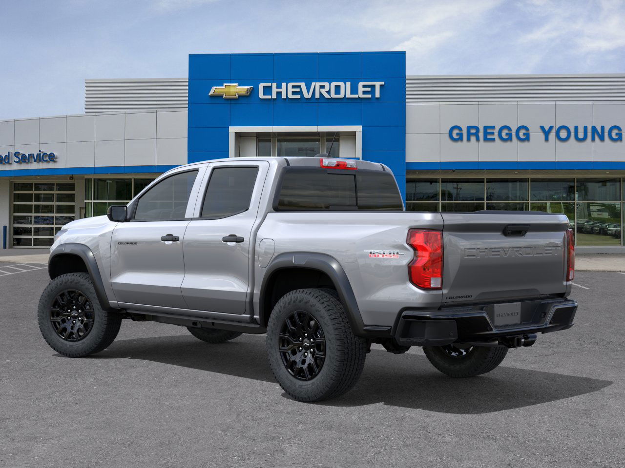 2026 Chevrolet Colorado Trail Boss photo 2