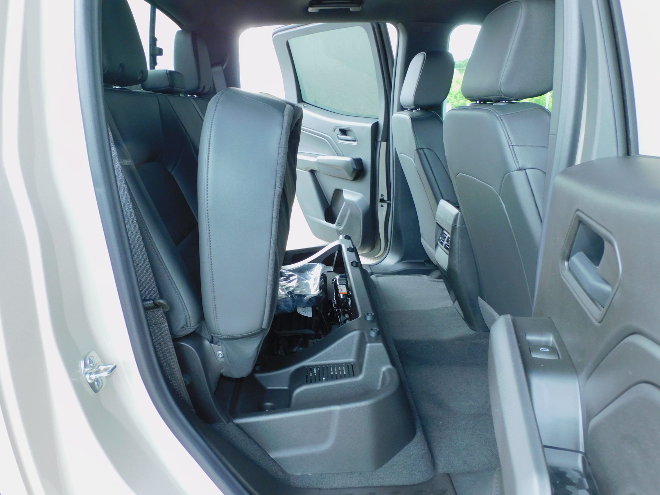 2026 Chevrolet Colorado Trail Boss - Photo 25