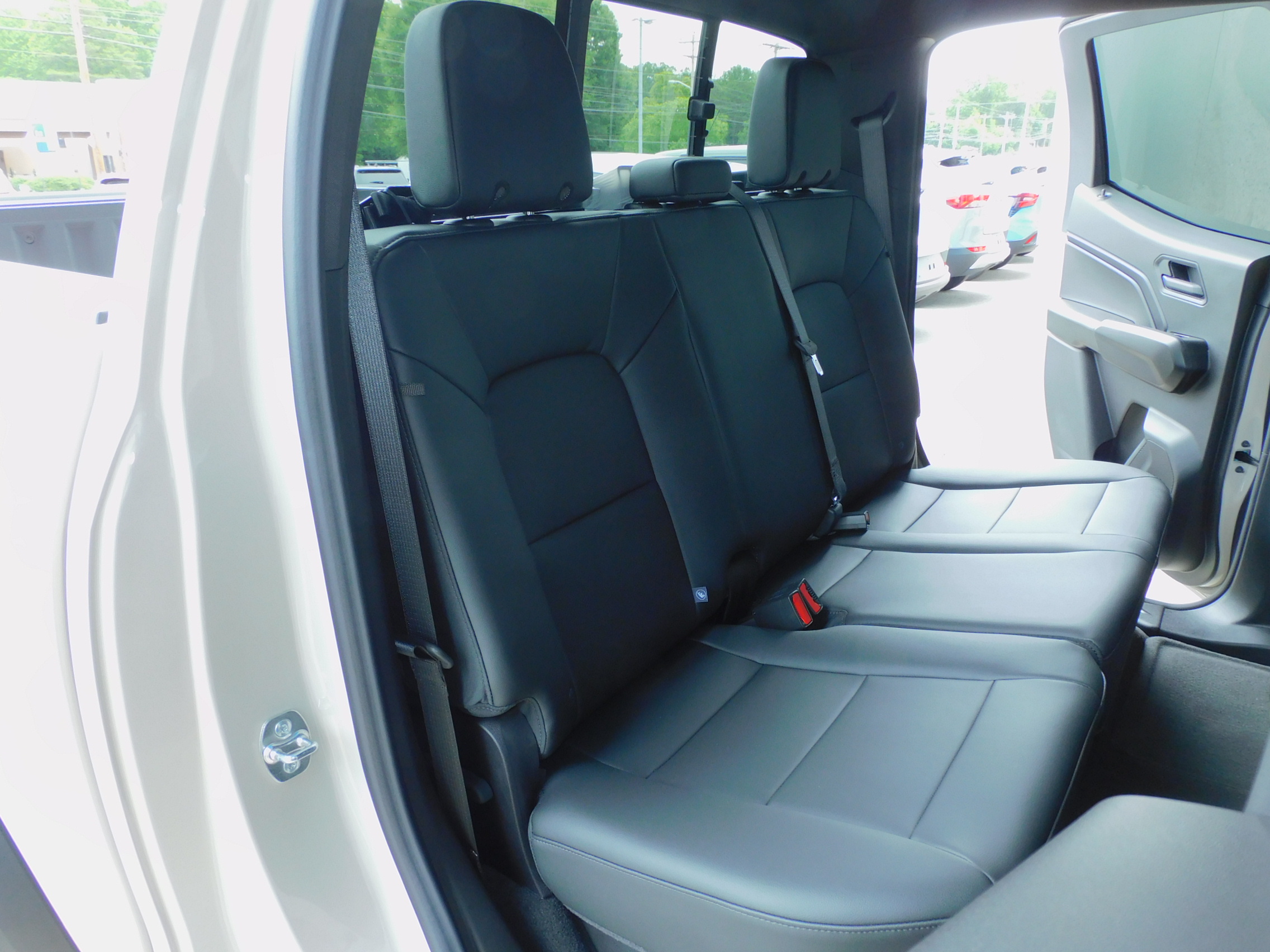 2026 Chevrolet Colorado Trail Boss - Photo 24