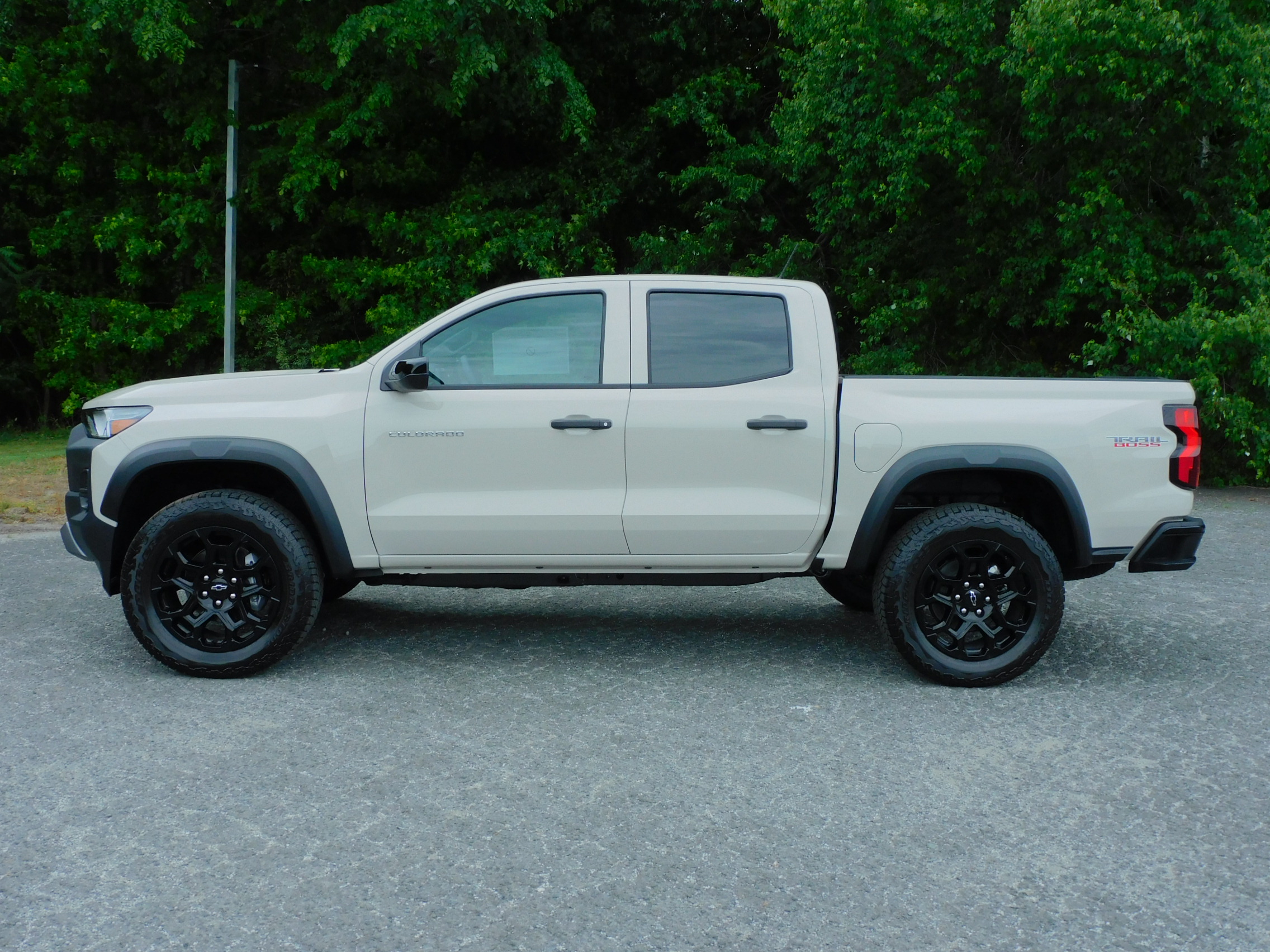 2026 Chevrolet Colorado Trail Boss - Photo 6