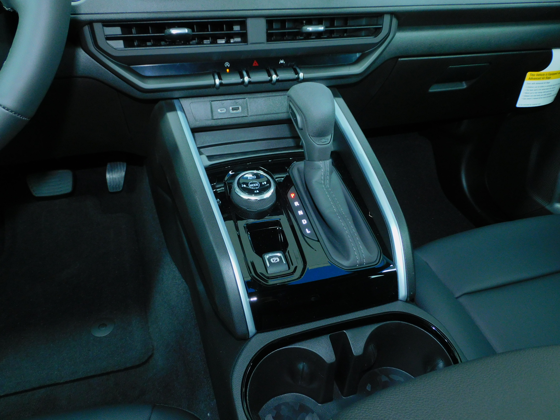 2026 Chevrolet Colorado Trail Boss - Photo 29