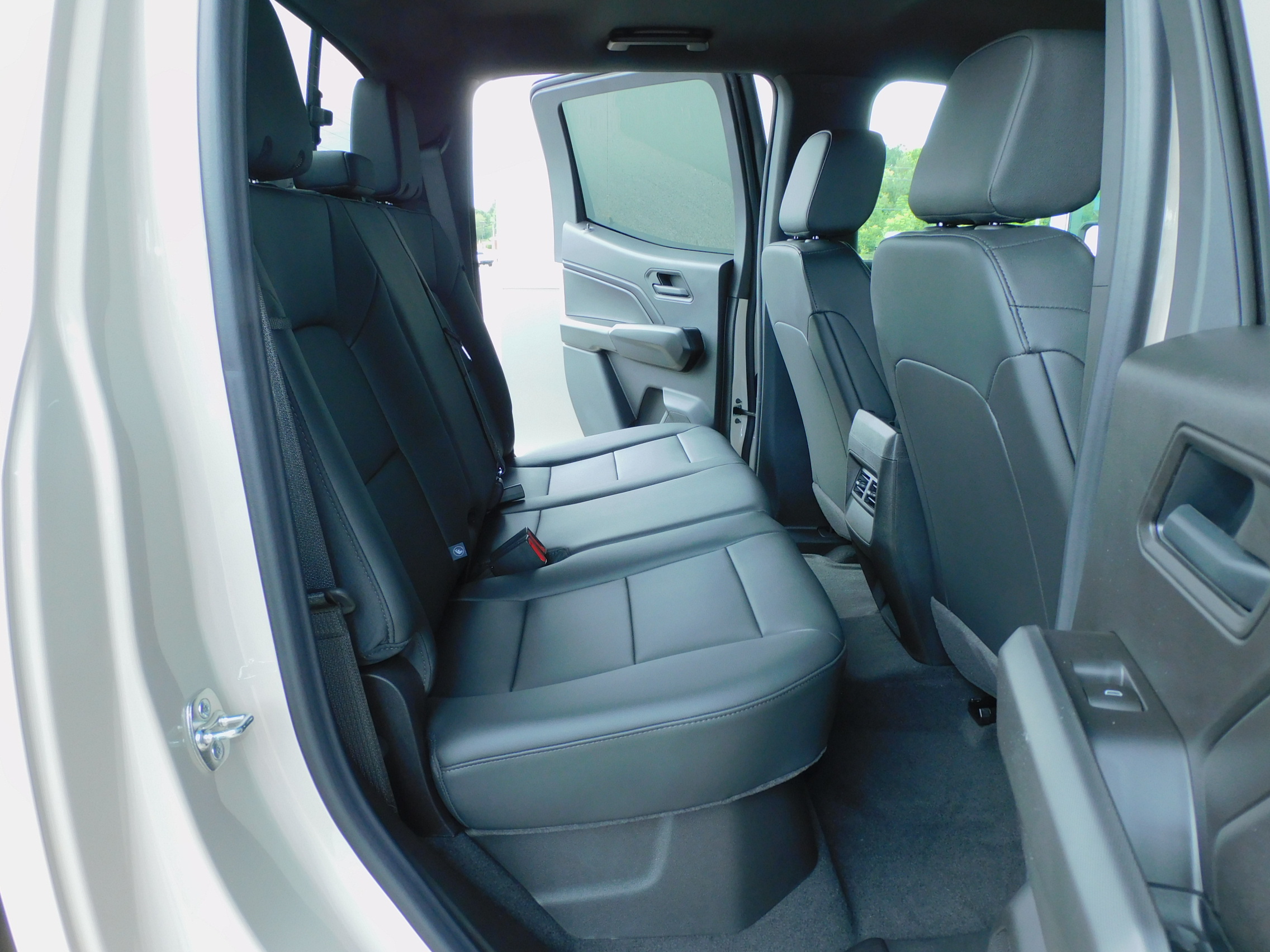 2026 Chevrolet Colorado Trail Boss - Photo 23