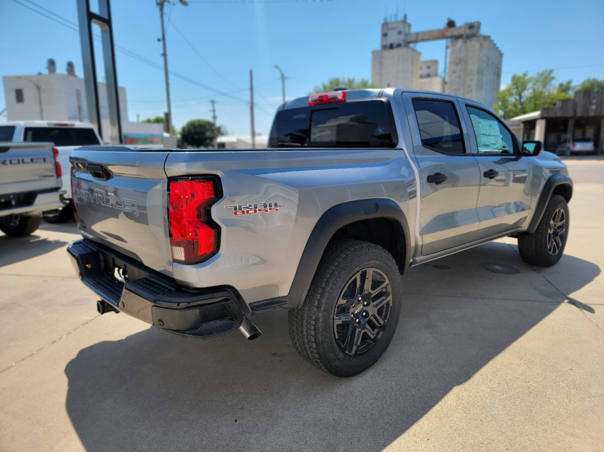 2025 Chevrolet Colorado Trail Boss photo 6