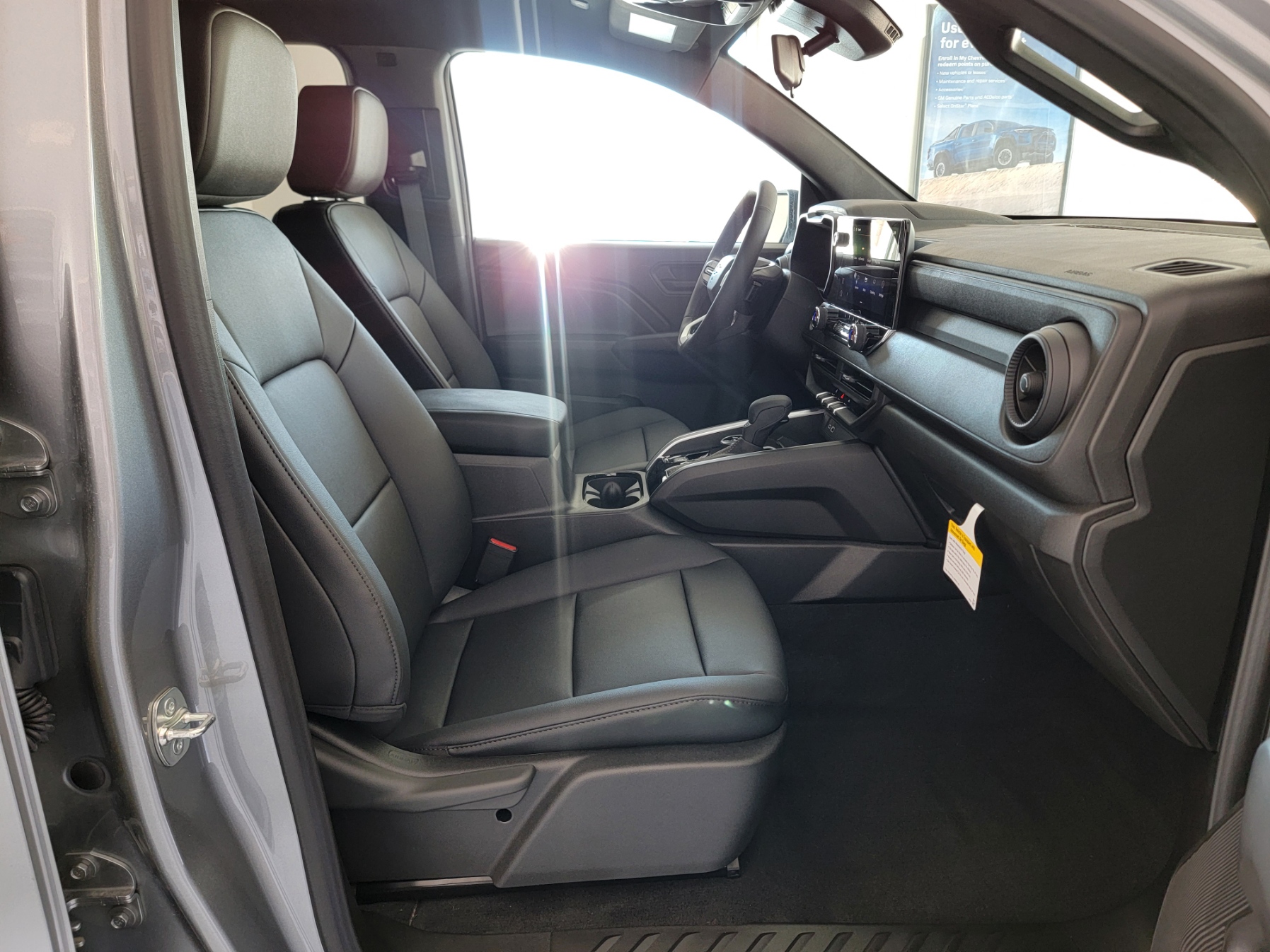 2025 Chevrolet Colorado Trail Boss photo 26