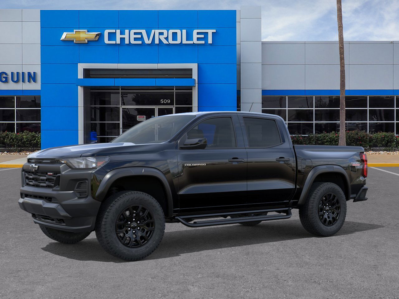 2026 Chevrolet Colorado Trail Boss photo 2