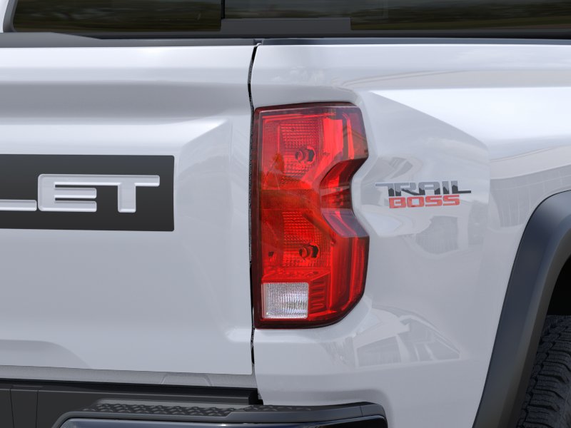 New 2026 Summit White Chevrolet Trail Boss image 35