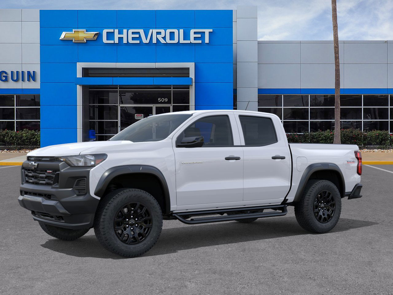 2026 Chevrolet Colorado Trail Boss photo 2