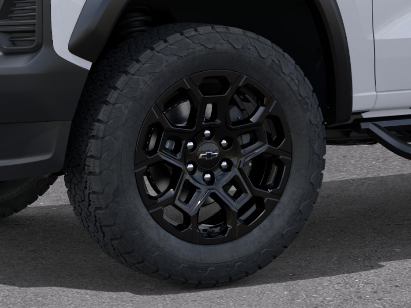 New 2026 Summit White Chevrolet Trail Boss image 9