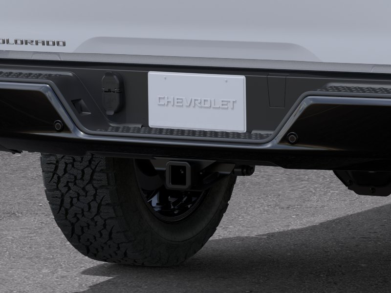 New 2026 Summit White Chevrolet Trail Boss image 14