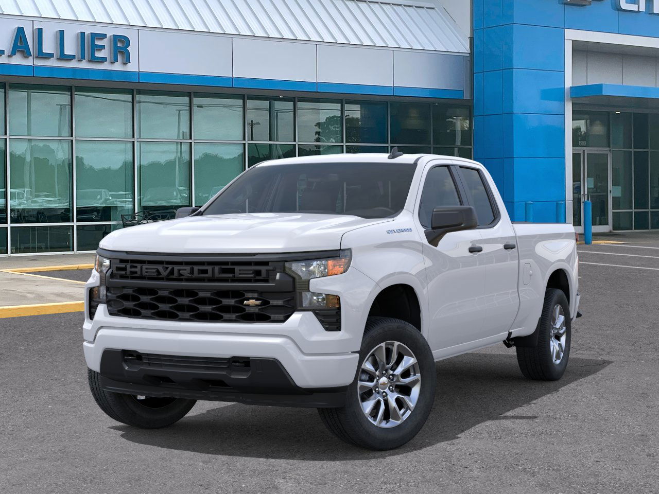 New 2026 Summit White Chevrolet Custom image 31