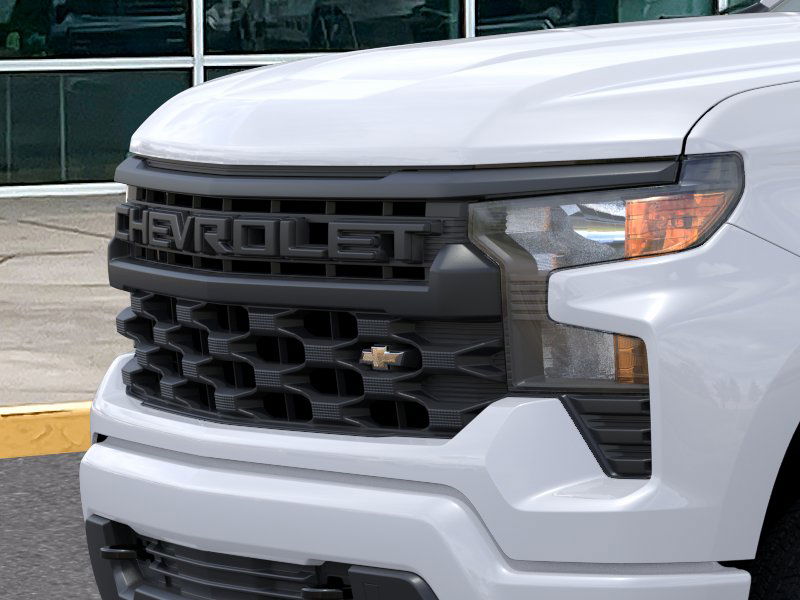 New 2026 Summit White Chevrolet Custom image 38