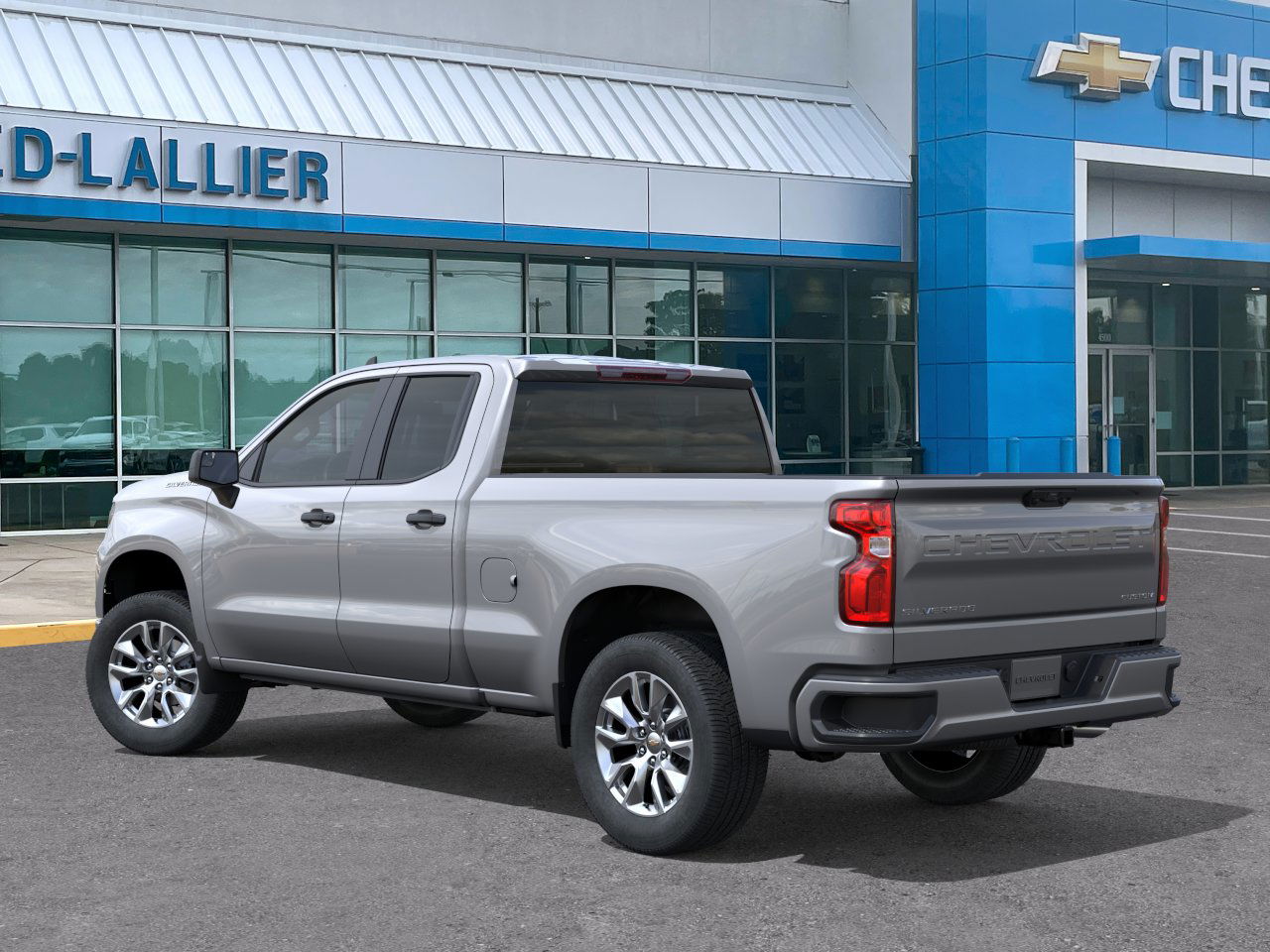 2025 Chevrolet Silverado 1500 Custom photo 2