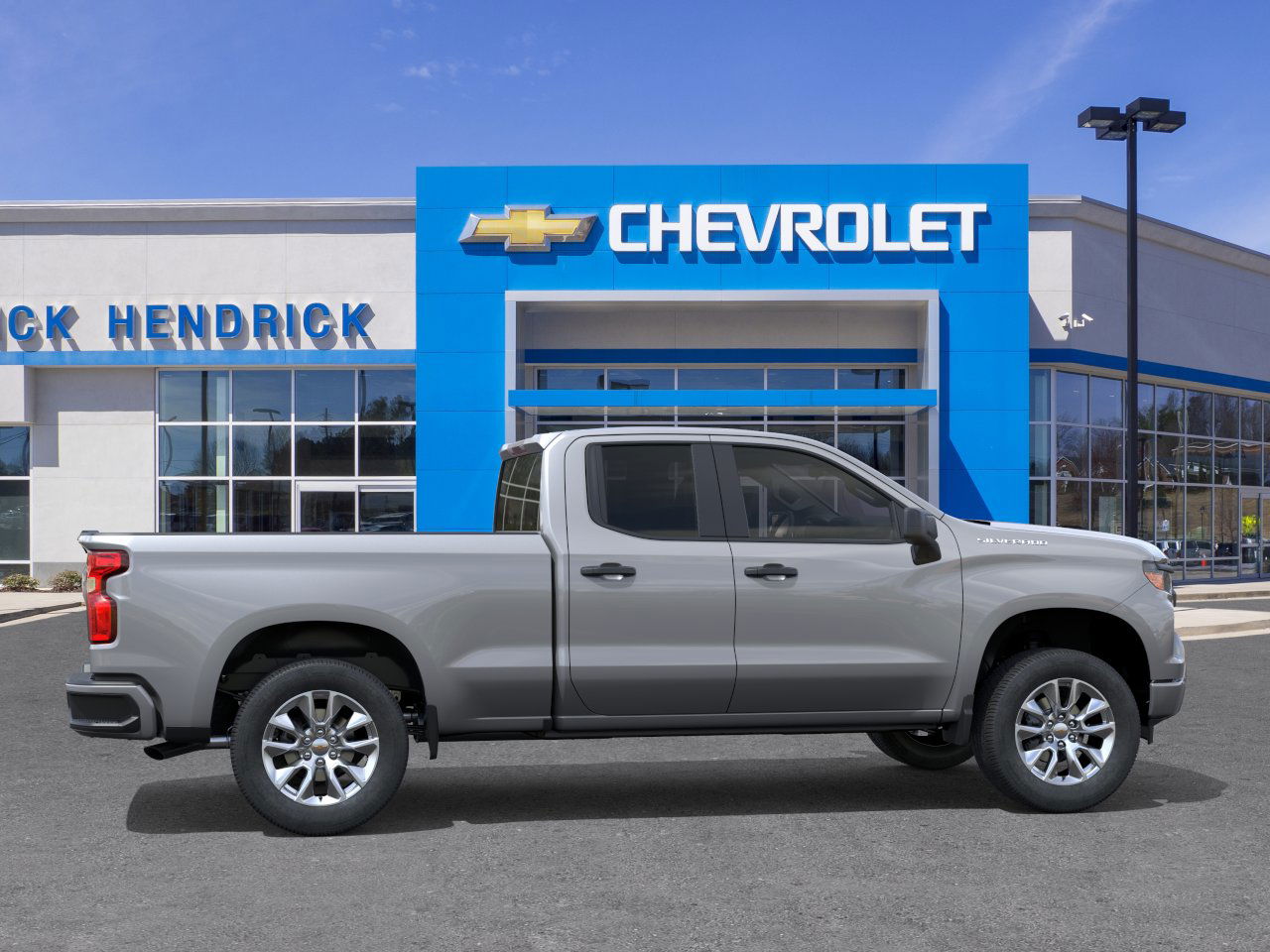 2025 Chevrolet Silverado 1500 Custom photo 5